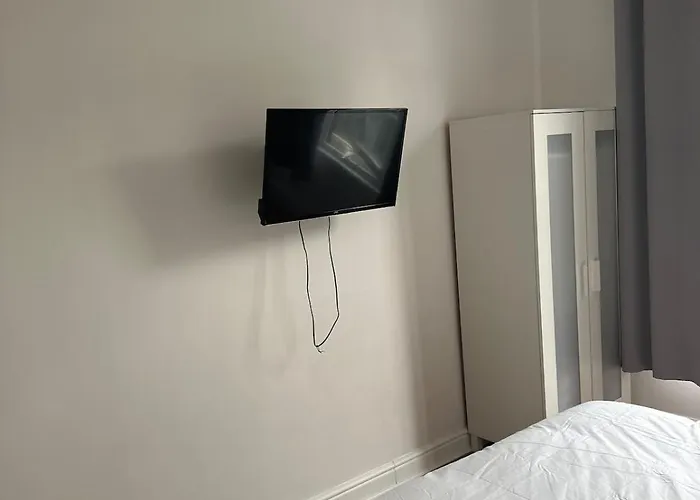 Bright Comfy Bristol